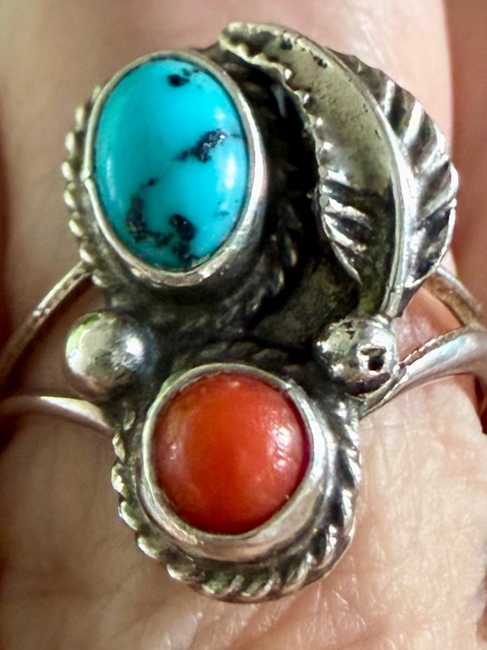 Vintage 1970’s Handmade Navajo Sterling Turquoise Coral Ring Sz 7